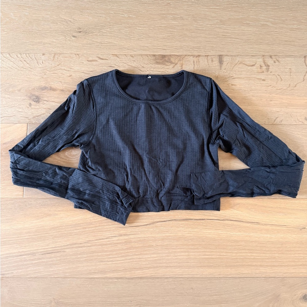 Lululemon Ebb to Street Crop Women's Black Long Sleeve Top. Size 10